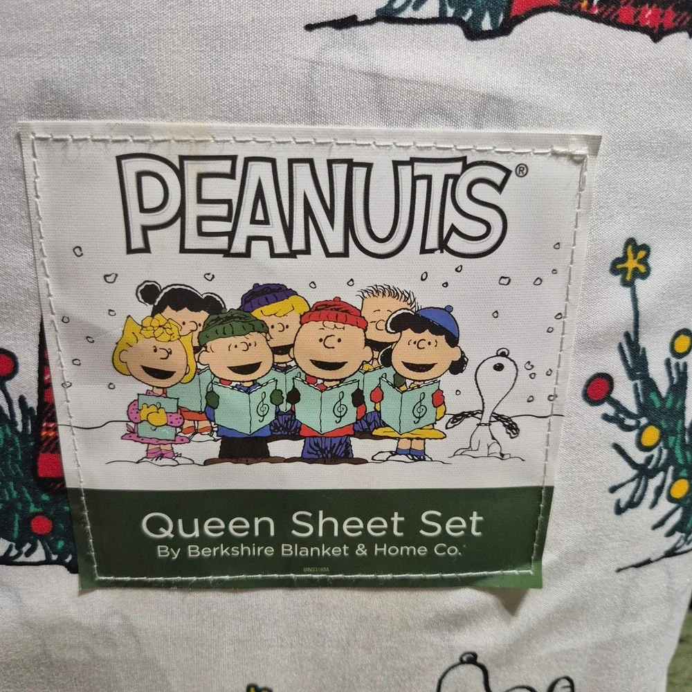 Peanuts Christmas Queen Sheet Set Snoopy Plaid Doghouse Berkshire Blanket 4pc